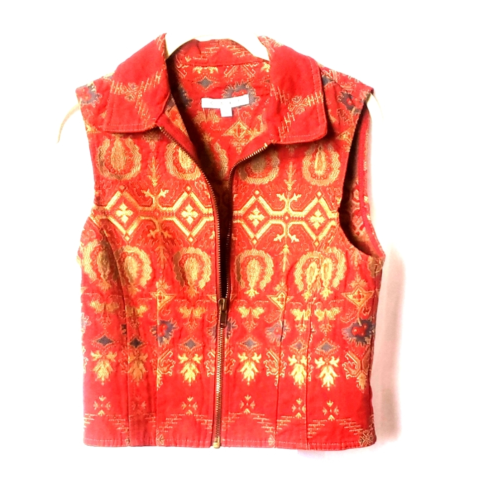 Sz s Cabi zip-up red and gold tapestry vest.  A40